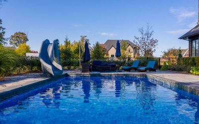 7 Considerations When Designing Your Custom Swimming Pool in Oakland County